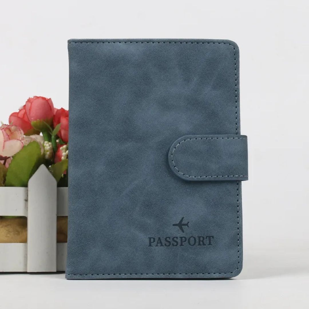 Pochette-Passeport et Billet d'Avion Bleu