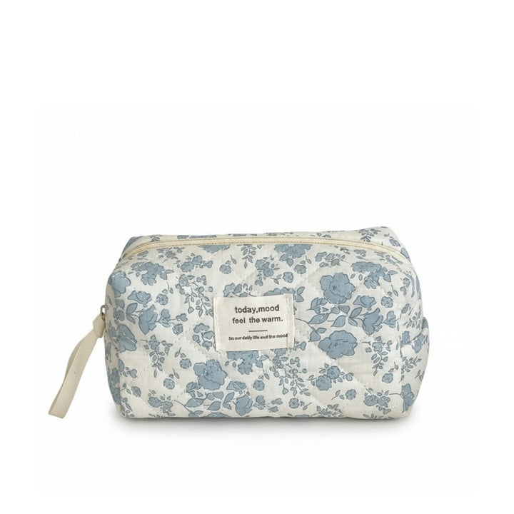 Petite trousse de toilette Fleurie Matelassée Today Mood en tissu matelassé bleu et crème
