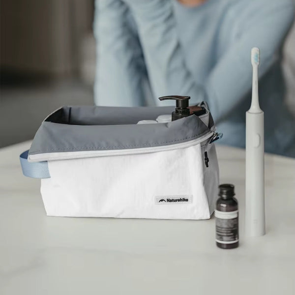 Trousse de toilette Légère Voyage, blanche