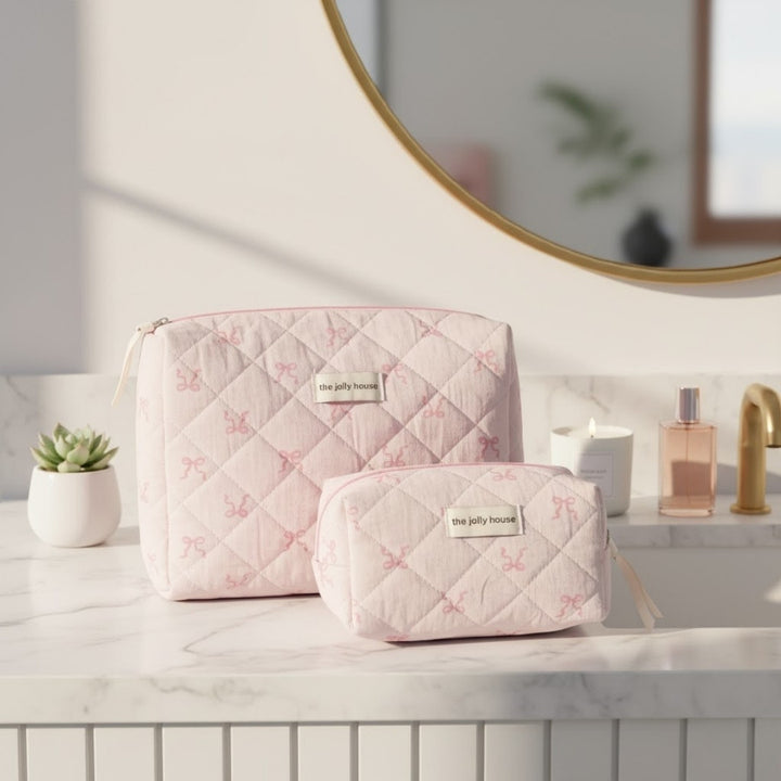 Autre variante du vanity rose pâle, en trousse de toilette